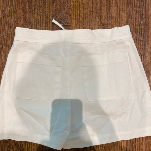 white lace up shorts - Picture 2 of 3